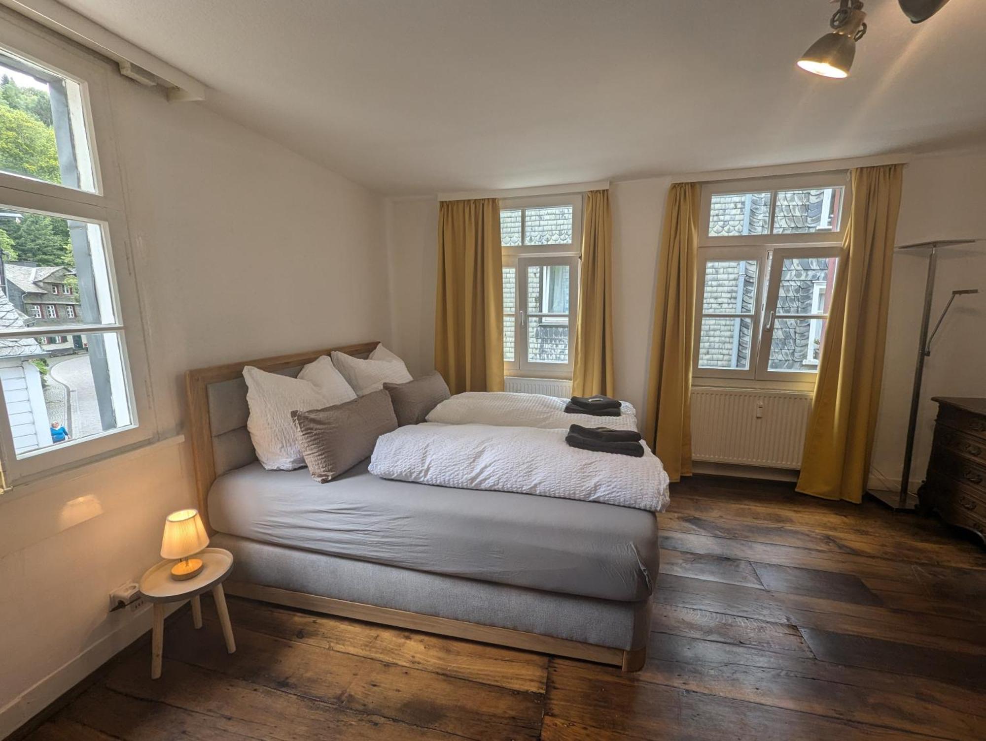 Refugium Altstadt Моншау Екстериор снимка